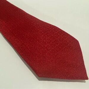 Saddlebred Extra Long Tie Red Textured Floral Jacquard 63" Polyester MSRP $48
